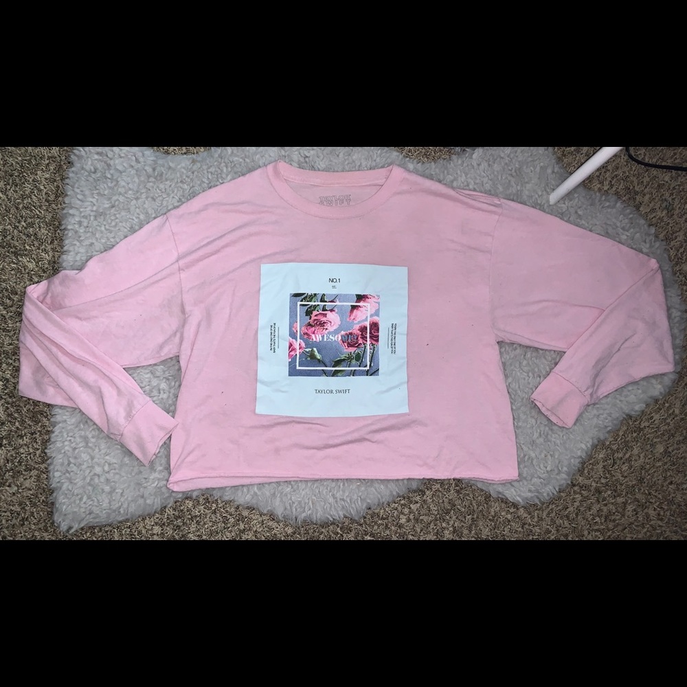 ME Taylor Swift Pink Long Sleeve Cropped Shirt